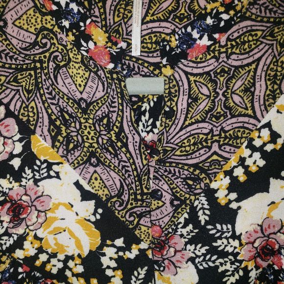 Free People Sz S Boho Multicolored Floral Henley Blouse Long Sleeve Flowy Top - Picture 3 of 9